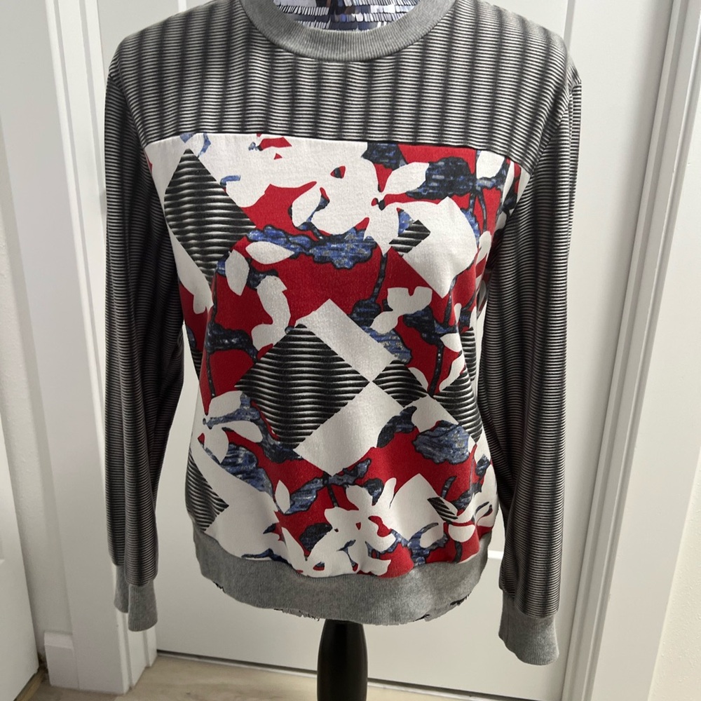 Bright, soft, cotton crew neck sweater size M.